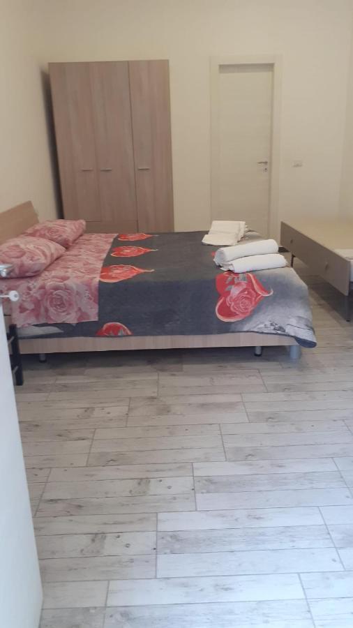 La Dimora Di Rosy Hotel Naples Luaran gambar