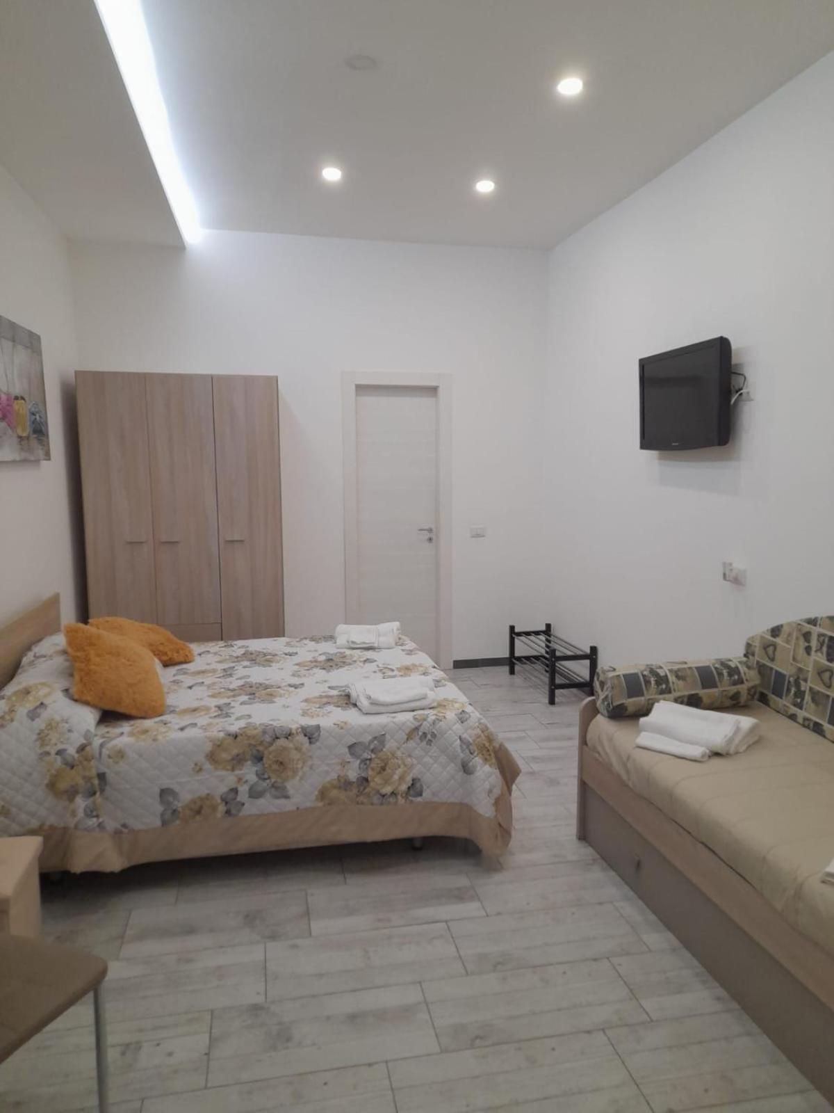 La Dimora Di Rosy Hotel Naples Luaran gambar